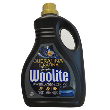 Lichid pentru rufe Woolite Dark Clothes 1.65 L