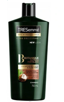 Șampon nutritiv TRESemme Botanique Coco &amp; Aloe 700 ml